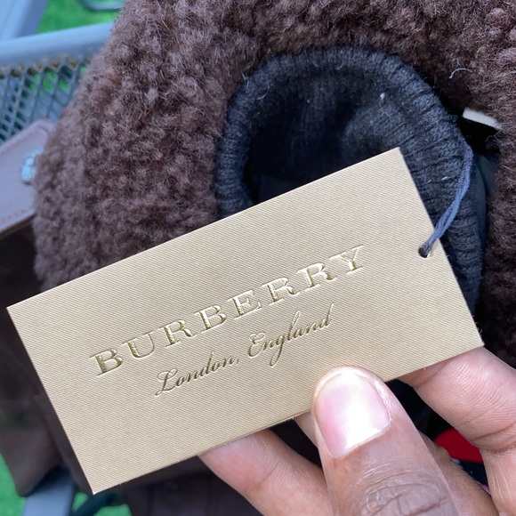 Burberry shandwick leather flight jacket. - Picture 3 of 13